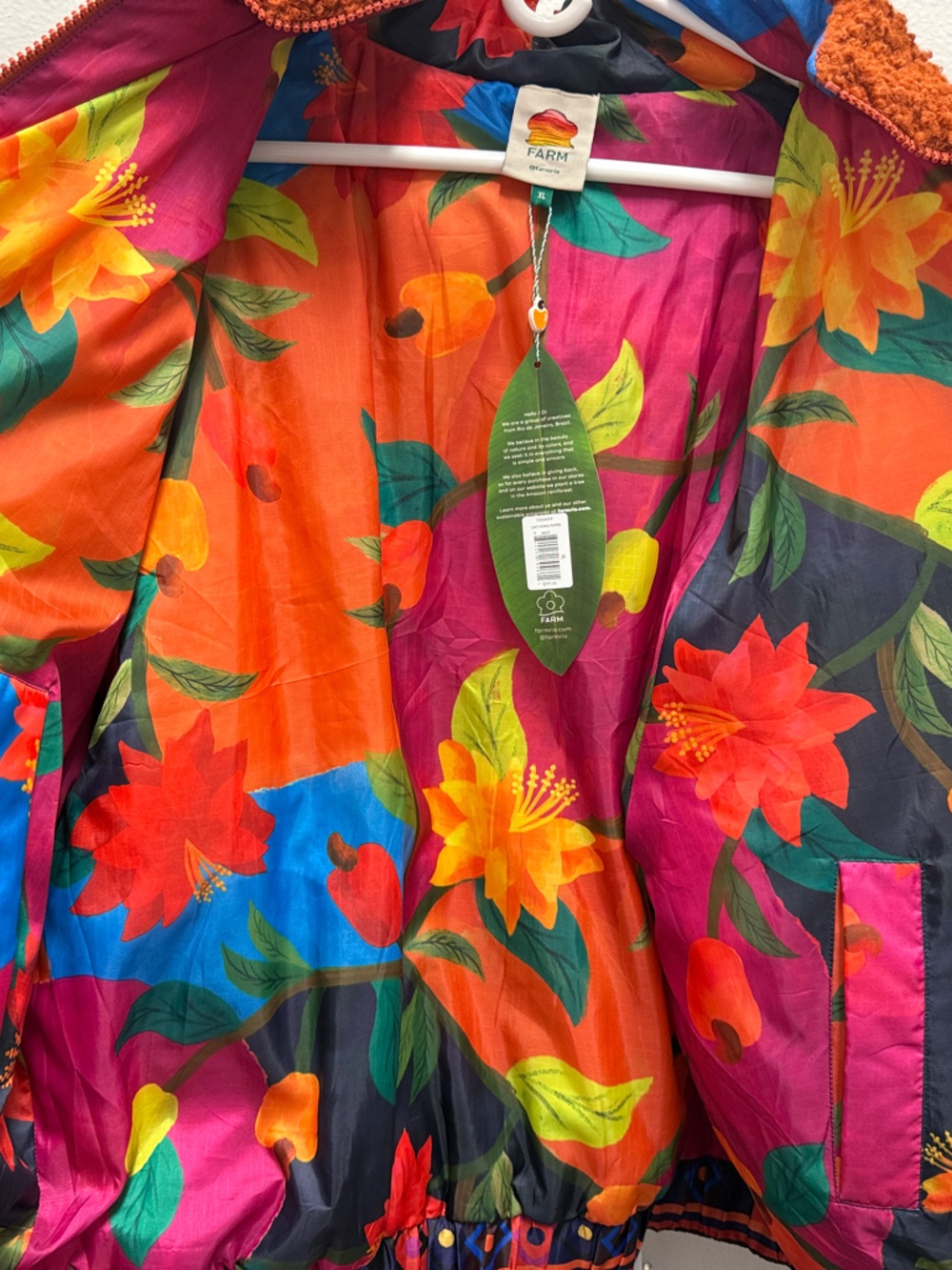 FARM Rio Lucy Floral Puffer Jacket - double sided puffer teddy jacket - NWT - Picture 2 of 11